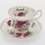Mini Tazzine da caffè Flower Of The Month di Royal Albert