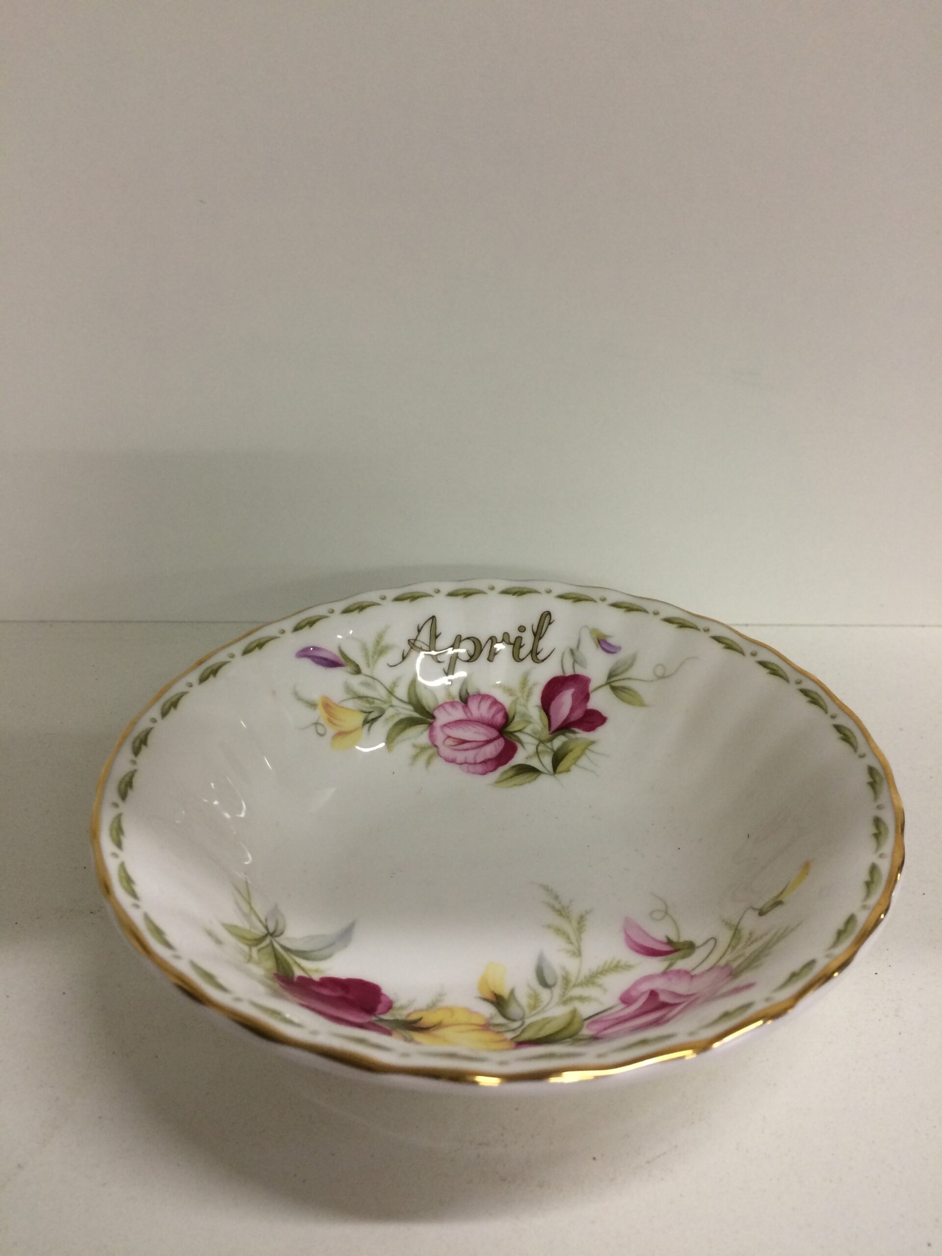 Coppetta Flower Of The Month di Royal Albert
