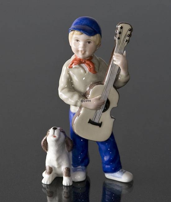 Statua Alex suona la chitarra – Figurine Royal Copenhagen