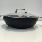 Casseruola bassa con coperchio di Valira