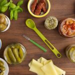 Cucchiaio Scoop&pick di Joseph Joseph