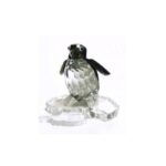 PREZZO SPECIALE: Pinguino nero con base trasparente Swarovski