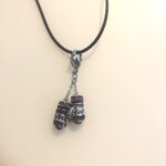 Collana Charm Guanti Swarovski con cordoncino
