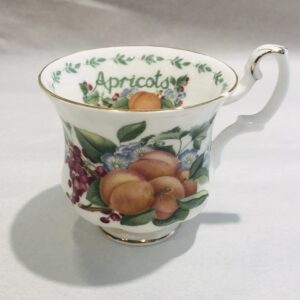 PREZZO SPECIALE: Tazza caffè Albicocca Covent Garden Fruit Royal Albert
