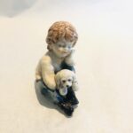 Statua Bambino con cane Paris Royal